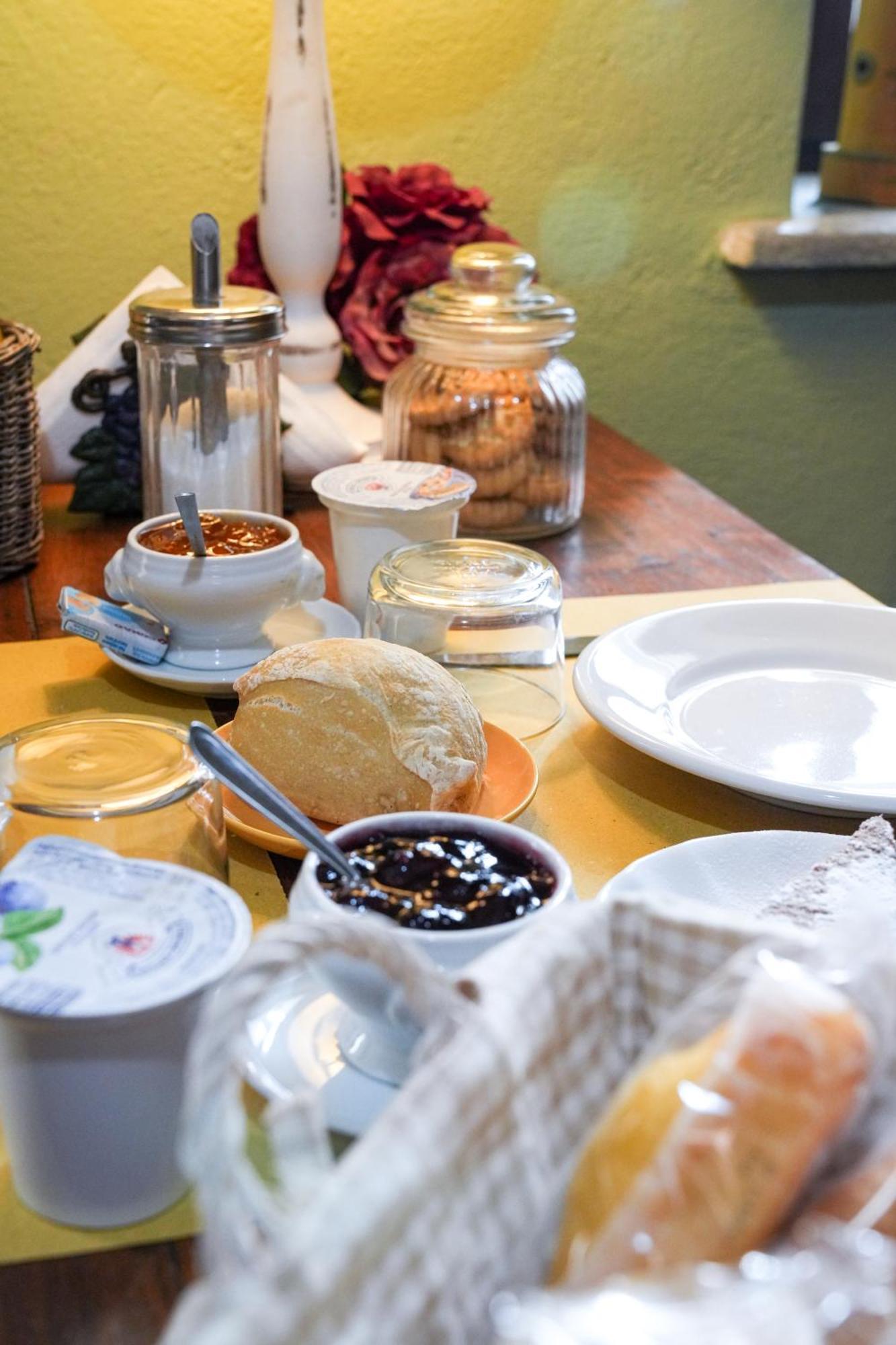 La Curandera Bed & Breakfast Rosta Екстериор снимка